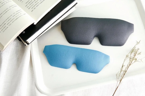 4, Christmas-gifts-2020-for-kids-Eye-mask.jpg